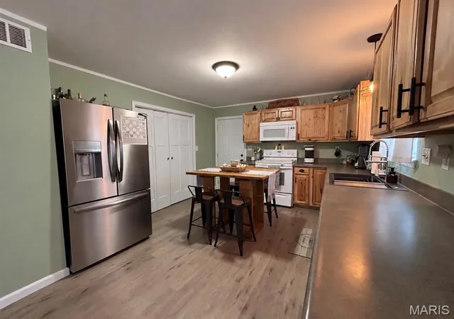 Photo 2 of Single family home for sale at 1003 Hamilton St, Union, MO 63084 | MLS# MIS26068661 | Listing updated on 2026-10-28