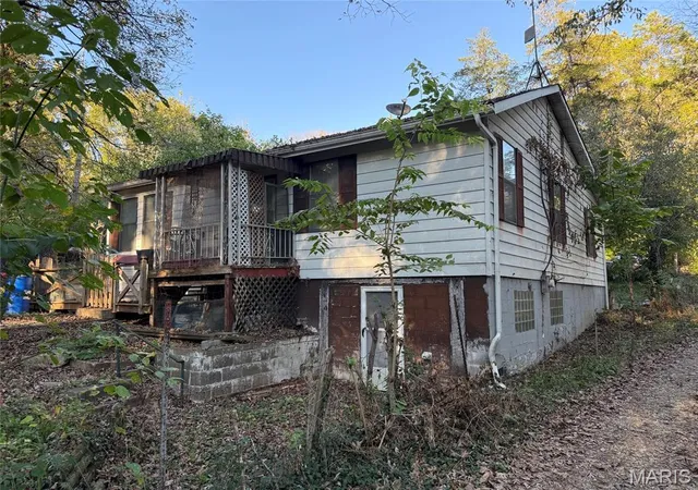 Photo 2 of Single family home for sale at 8715 Susan Ln, Dittmer, MO 63023 | MLS# MIS26068668 | Listing updated on 2026-10-27