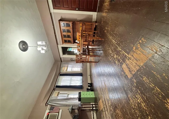 Photo 1 of Single family home for sale at 2007 Kingshighway, Hannibal, MO 63401 | MLS# MIS26068684 | Listing updated on 2026-10-26
