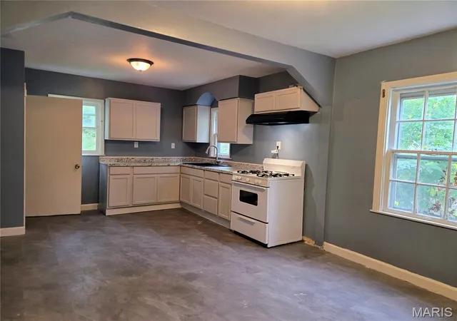 Photo 1 of Single family home for sale at 7041 Garesche Ave, Saint Louis, MO 63136 | MLS# MIS26068694 | Listing updated on 2026-10-28