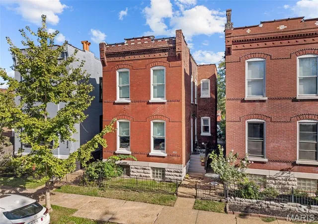 Photo 1 of Multi family home for sale at 3318 Illinois Ave, Saint Louis, MO 63118 | MLS# MIS26068698 | Listing updated on 2026-10-28