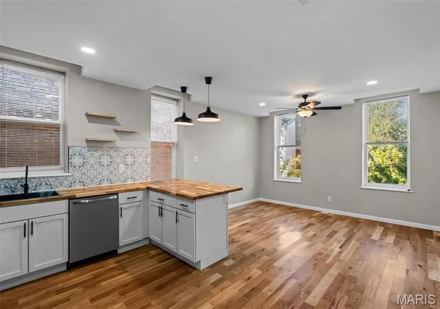 Photo 4 of Multi family home for sale at 3318 Illinois Ave, Saint Louis, MO 63118 | MLS# MIS26068698 | Listing updated on 2026-10-28
