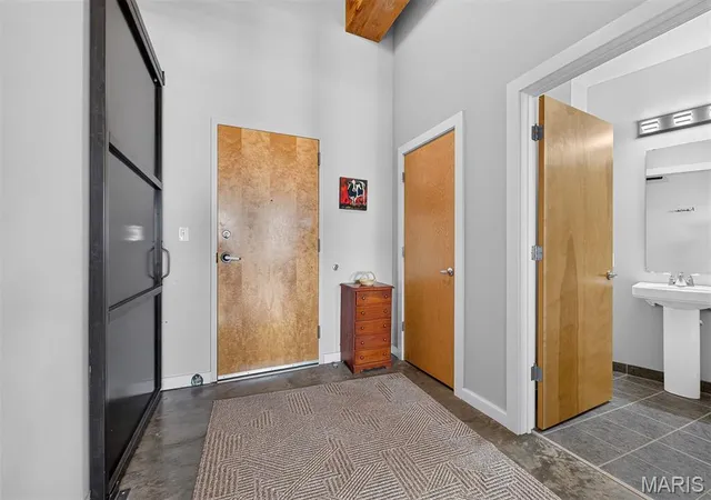 Photo 1 of Condo for sale at 901 Washington Ave #510, Saint Louis, MO 63101 | MLS# MIS26068712 | Listing updated on 2026-10-27