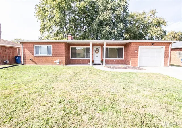 Photo 1 of Single family home for sale at 3309 Lydia Ln, Granite City, IL 62040 | MLS# MIS26068752 | Listing updated on 2026-10-27
