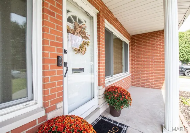 Photo 3 of Single family home for sale at 3309 Lydia Ln, Granite City, IL 62040 | MLS# MIS26068752 | Listing updated on 2026-10-27