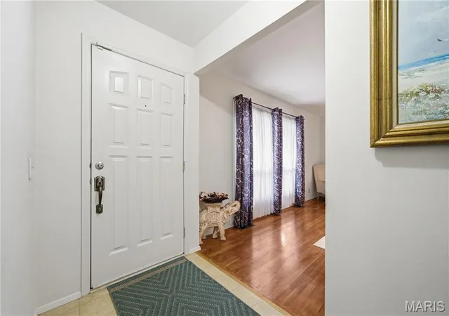 Photo 4 of Single family home for sale at 1 Lancaster Ct, Florissant, MO 63033 | MLS# MIS26068764 | Listing updated on 2026-10-28