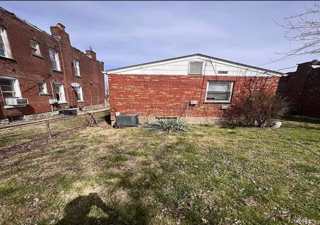 Photo 1 of Single family home for sale at 5333 Von Phul St, Saint Louis, MO 63107 | MLS# MIS26068803 | Listing updated on 2026-10-30