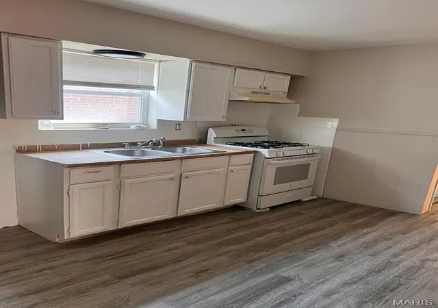 Photo 2 of Single family home for sale at 5333 Von Phul St, Saint Louis, MO 63107 | MLS# MIS26068803 | Listing updated on 2026-10-30