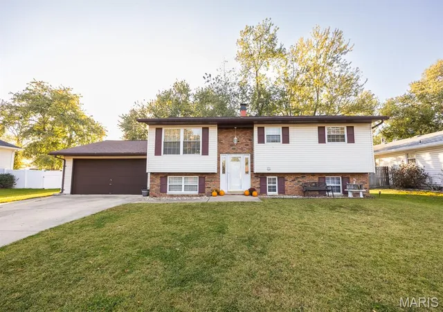 Photo 1 of Single family home for sale at 403 Roland Ave, New Baden, IL 62265 | MLS# MIS26068805 | Listing updated on 2026-10-29
