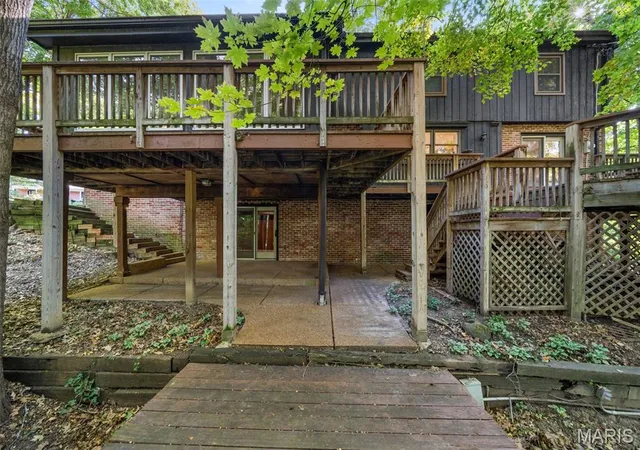 Photo 1 of Single family home for sale at 59 River Bnd Dr, Chesterfield, MO 63017 | MLS# MIS26068821 | Listing updated on 2026-10-30