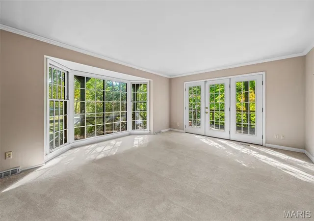 Photo 4 of Single family home for sale at 59 River Bnd Dr, Chesterfield, MO 63017 | MLS# MIS26068821 | Listing updated on 2026-10-30
