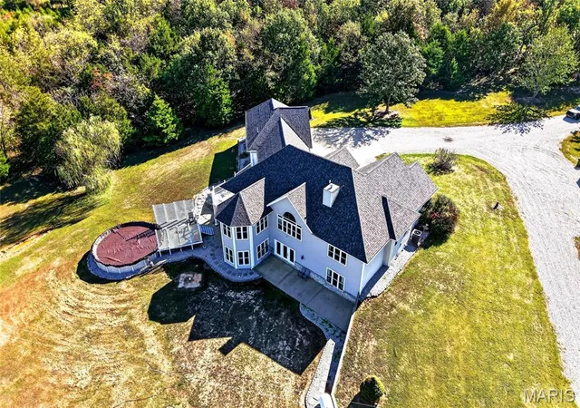 Photo 1 of Single family home for sale at 31320 Oslo Dr, Lebanon, MO 65536 | MLS# MIS26068828 | Listing updated on 2026-10-28