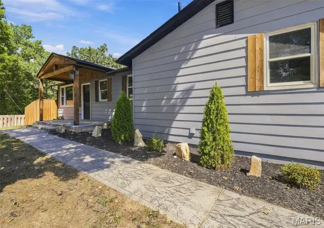 Photo 1 of Single family home for sale at 8230 Hillsboro House Springs Rd, Hillsboro, MO 63050 | MLS# MIS26068834 | Listing updated on 2026-10-29