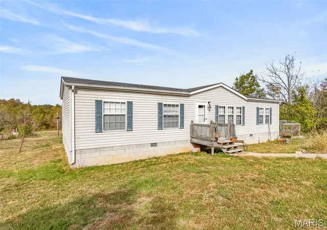 Photo 4 of Sale Pending at 4700 Tillman Trl, Farmington, MO 63640 | MLS# MIS26068837 | Listing updated on 2026-10-29