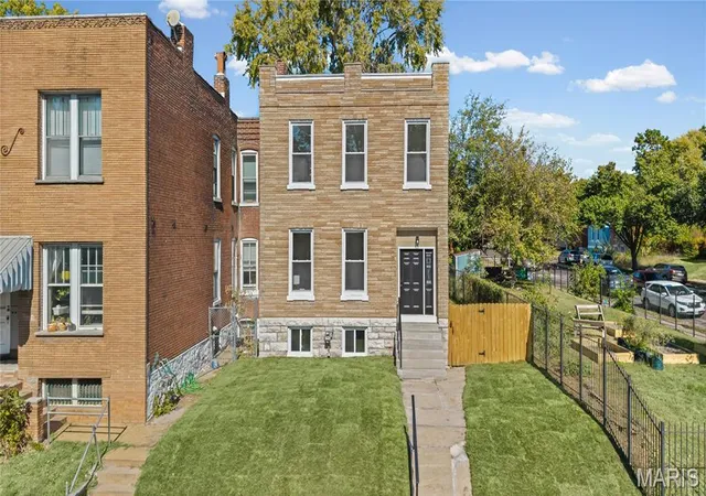 Photo 1 of Single family home for sale at 3141 Potomac St, Saint Louis, MO 63118 | MLS# MIS26068851 | Listing updated on 2026-10-28