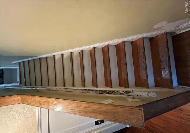 Photo 2 of Single family home for sale at 3711 Pennsylvania Ave, Saint Louis, MO 63118 | MLS# MIS26068873 | Listing updated on 2026-10-28