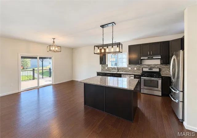 Photo 1 of Single family home for sale at 202 Andrea Lynne Dr, Wentzville, MO 63385 | MLS# MIS26068885 | Listing updated on 2026-10-28