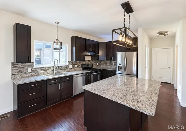 Photo 2 of Single family home for sale at 202 Andrea Lynne Dr, Wentzville, MO 63385 | MLS# MIS26068885 | Listing updated on 2026-10-28