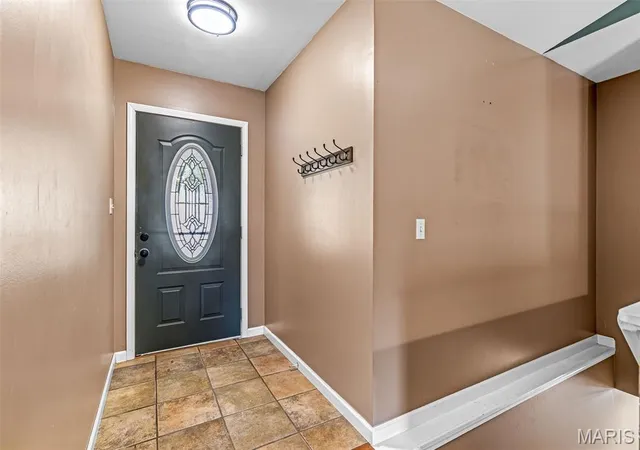 Photo 3 of Single family home for sale at 3880 Fountain City Rd, De Soto, MO 63020 | MLS# MIS26068918 | Listing updated on 2026-10-29