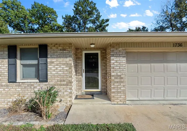 Photo 1 of Single family home for sale at 1736 Northwoods Ct, Cape Girardeau, MO 63701 | MLS# MIS26068925 | Listing updated on 2026-10-27