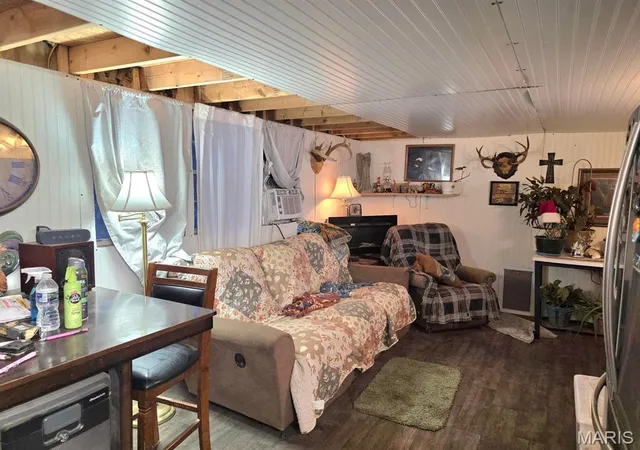Photo 3 of House for sale at 10289 Whispering Pine Ln, Licking, MO 65542 | MLS# MIS26068947 | Listing updated on 2026-10-27