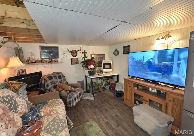 Photo 4 of House for sale at 10289 Whispering Pine Ln, Licking, MO 65542 | MLS# MIS26068947 | Listing updated on 2026-10-27