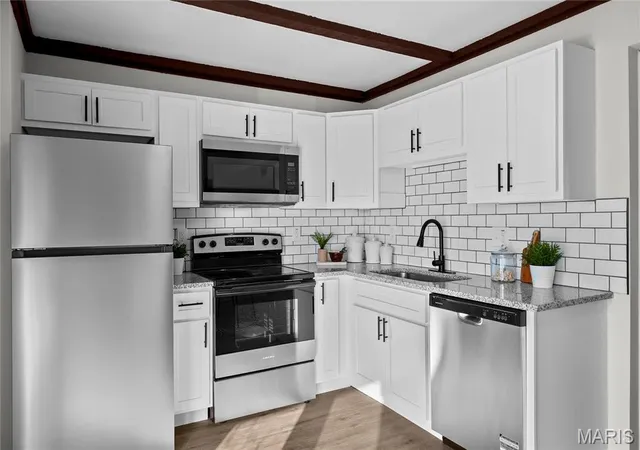 Photo 4 of Condo for sale at 10587 Carroll Wood Way, Saint Louis, MO 63128 | MLS# MIS26068948 | Listing updated on 2026-10-27