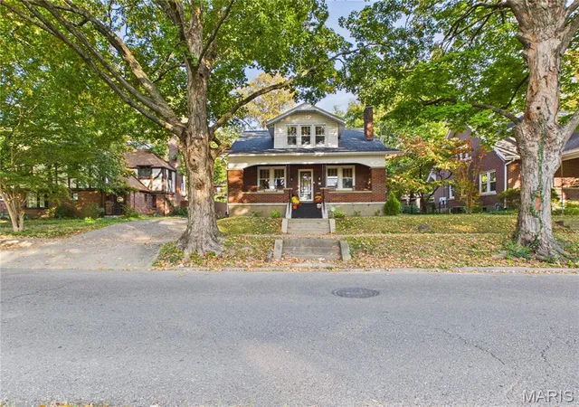 Photo 1 of Single family home for sale at 512 N W End Blvd, Cape Girardeau, MO 63701 | MLS# MIS26068953 | Listing updated on 2026-10-29