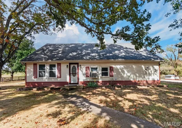 Single family home for sale at 14123 Fleming Rd, Lebanon, MO 65536 | MLS# MIS26069001