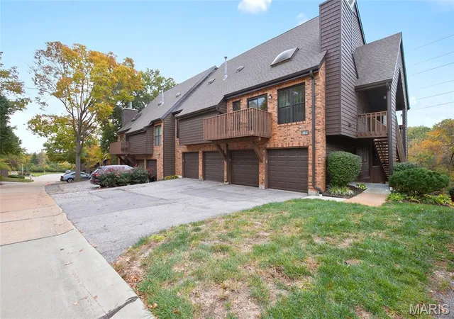 Photo 1 of Condo for sale at 5139 Holw Wood Ct #A, Saint Louis, MO 63128 | MLS# MIS26069012 | Listing updated on 2026-10-30