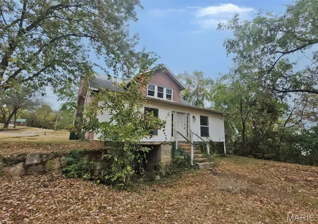 Photo 1 of Single family home for sale at 17 Wood St, Park Hills, MO 63601 | MLS# MIS26069020 | Listing updated on 2026-10-28