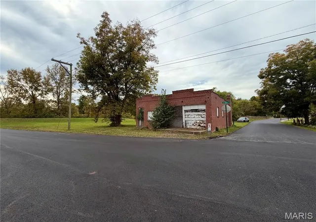Photo 1 of Single family home for sale at 0 North 3rd St, Sainte Genevieve, MO 63670 | MLS# MIS26069024 | Listing updated on 2026-10-28