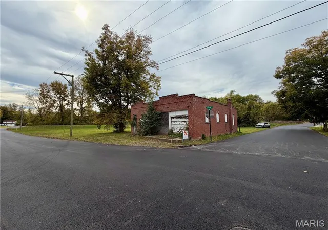 Photo 2 of Single family home for sale at 0 North 3rd St, Sainte Genevieve, MO 63670 | MLS# MIS26069024 | Listing updated on 2026-10-28