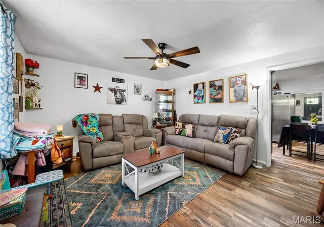Photo 3 of Single family home for sale at 305 Greentown Rd, Buffalo, MO 65622 | MLS# MIS26069026 | Listing updated on 2026-10-28