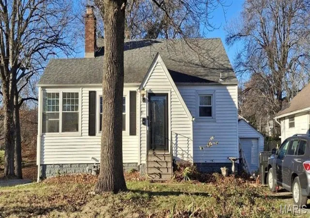 Single family home for sale at 31 S 77th Street, Belleville, IL 62223 | MLS# MIS26069034
