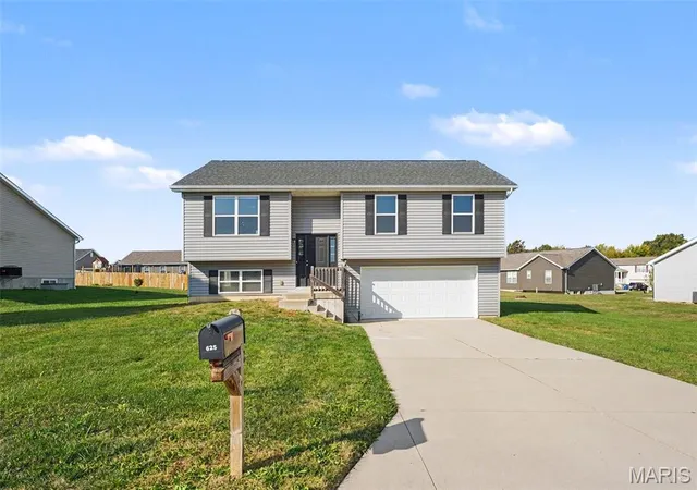 Single family home for sale at 625 Gandalf Ln, Wright City, MO 63390 | MLS# MIS26069039