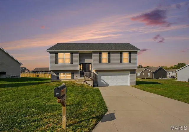 Photo 1 of Single family home for sale at 625 Gandalf Ln, Wright City, MO 63390 | MLS# MIS26069039 | Listing updated on 2026-10-29