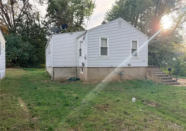Photo 1 of Single family home for sale at 9578 Breckenridge Rd, Saint Louis, MO 63114 | MLS# MIS26069049 | Listing updated on 2026-10-28