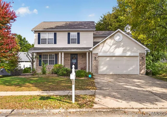 Single family home for sale at 1102 Sunny Ridge Dr, O Fallon, MO 63366 | MLS# MIS26069052