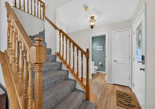 Photo 4 of Single family home for sale at 1102 Sunny Ridge Dr, O Fallon, MO 63366 | MLS# MIS26069052 | Listing updated on 2026-10-29