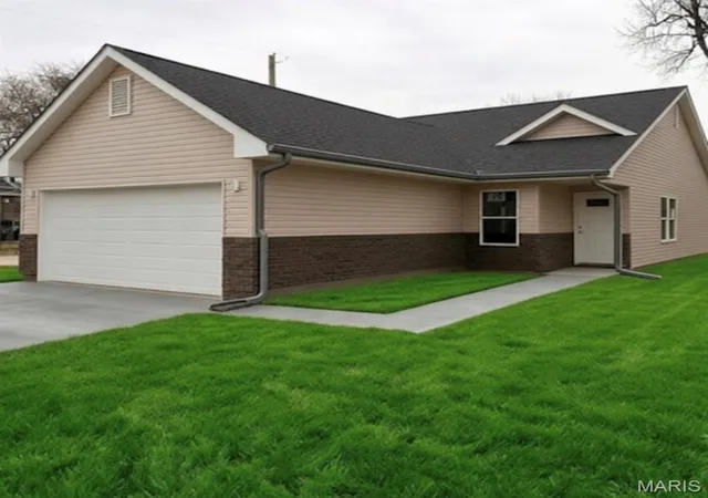 Photo 1 of Single family home for sale at 630 N 85th Street, East Saint Louis, IL 62203 | MLS# MIS26069059 | Listing updated on 2026-10-28