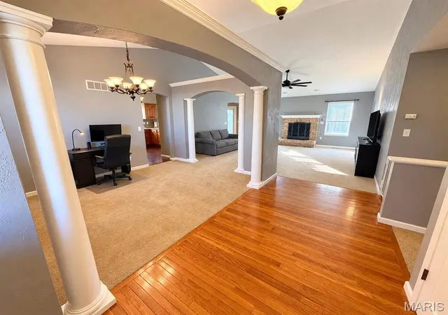 Photo 1 of Single family home for sale at 513 Stonefield Dr, Smithton, IL 62285 | MLS# MIS26069062 | Listing updated on 2026-10-30