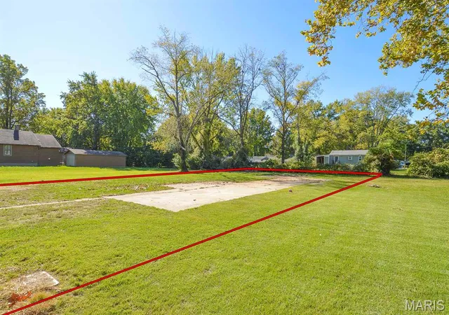 Photo 4 of Land for sale at 1617 Schobert Dr, Swansea, IL 62226 | MLS# MIS26069078 | Listing updated on 2026-10-28
