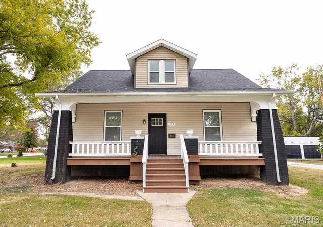 Photo 1 of Single family home for sale at 417 W Highway 50 St, O'fallon, IL 62269 | MLS# MIS26069082 | Listing updated on 2026-10-31