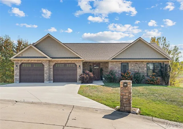 Single family home for sale at 726 Sydney Ct, Washington, MO 63090 | MLS# MIS26069084