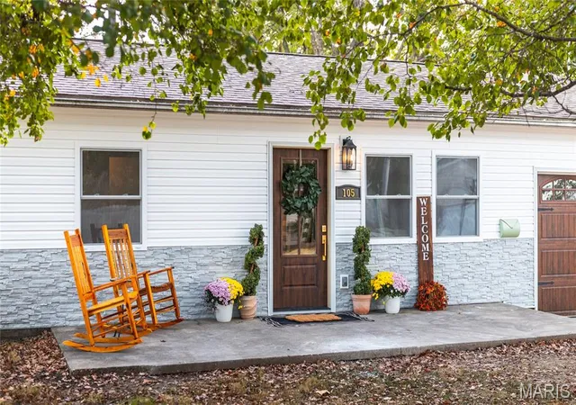 Photo 1 of Single family home for sale at 105 Poe Dr, Rolla, MO 65401 | MLS# MIS26069104 | Listing updated on 2026-10-28