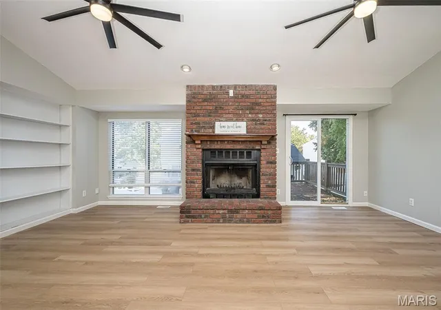 Photo 2 of Single family home for sale at 2921 N Kristopher Bnd, Saint Charles, MO 63303 | MLS# MIS26069119 | Listing updated on 2026-10-30