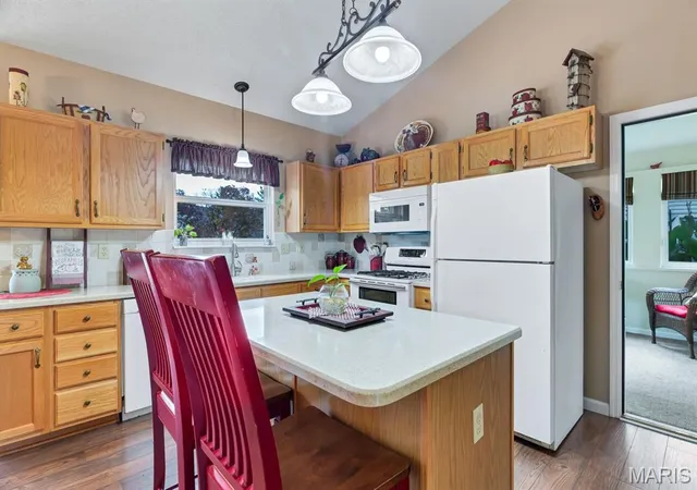 Photo 3 of Single family home for sale at 163 Bright Gem Dr, Saint Charles, MO 63304 | MLS# MIS26069124 | Listing updated on 2026-10-31
