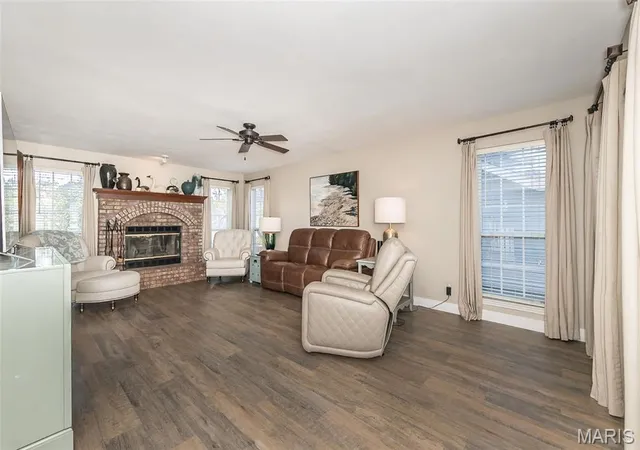 Photo 2 of Single family home for sale at 902 Palm Bay Dr, Ballwin, MO 63021 | MLS# MIS26069132 | Listing updated on 2026-10-29
