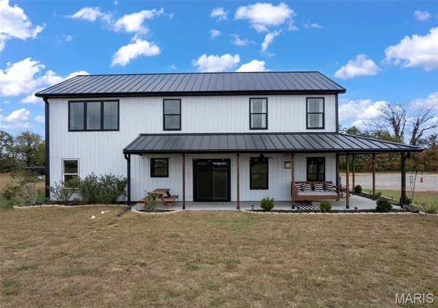 Photo 1 of Single family home for sale at 821 County Hwy 514, Sikeston, MO 63801 | MLS# MIS26069161 | Listing updated on 2026-10-28